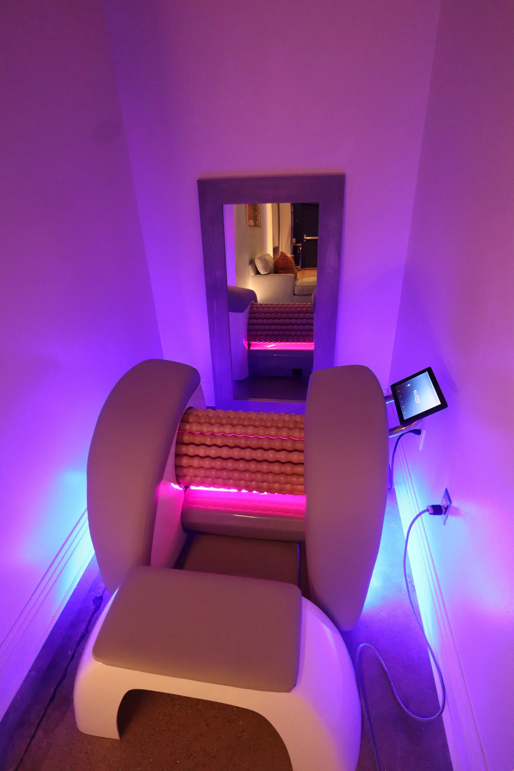 Cryo Lounge - Image 6